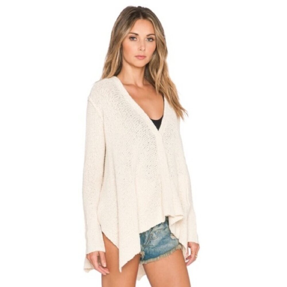 Free People Shark Bite Hem Cozy Cream Cardigan Sweater Size Small 23344
